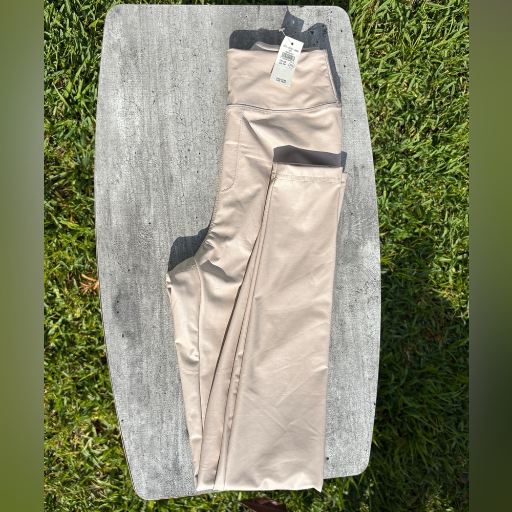 OFFLINE By Aerie Real Luxe Faux Leather Legging